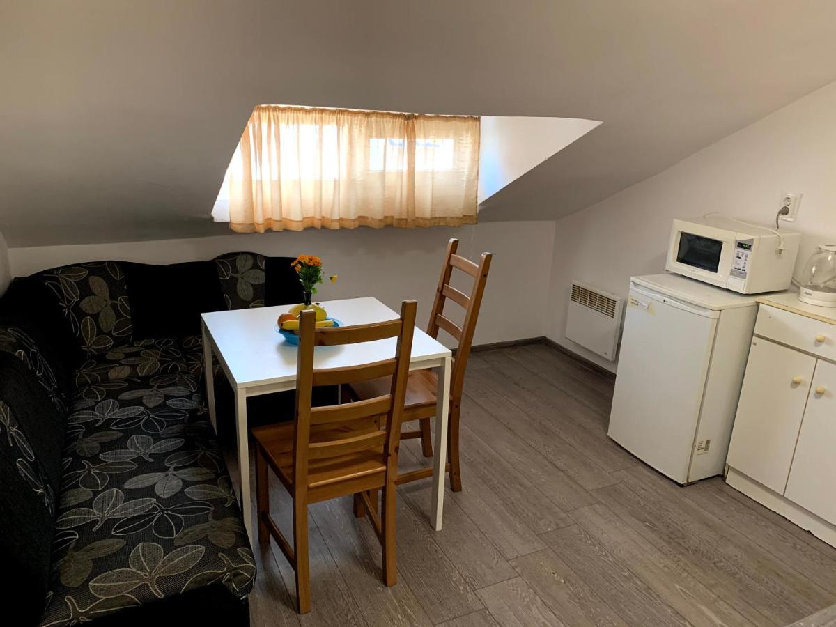 Samuil Apartments Burgas Esterno foto